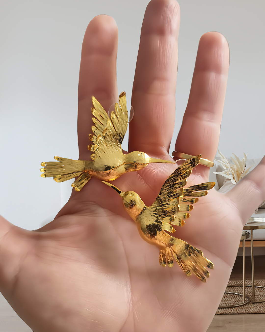 Aretes: Colibrí Susurro de Luz™ en Bronce con baño de Oro de 24 Quilates - Edición limitada